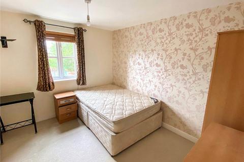 2 bedroom flat to rent, Hadfield Close, Victoria Park, M14