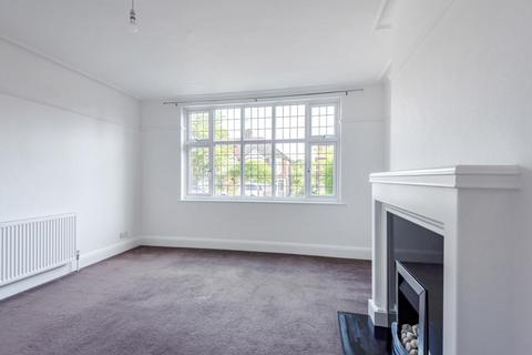 97 Chanctonbury Way, London, N12 7AA
