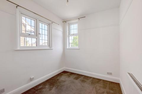97 Chanctonbury Way, London, N12 7AA