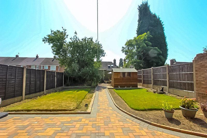 Windsor Way, Rushall, Walsall 3 bed semidetached house £210,000