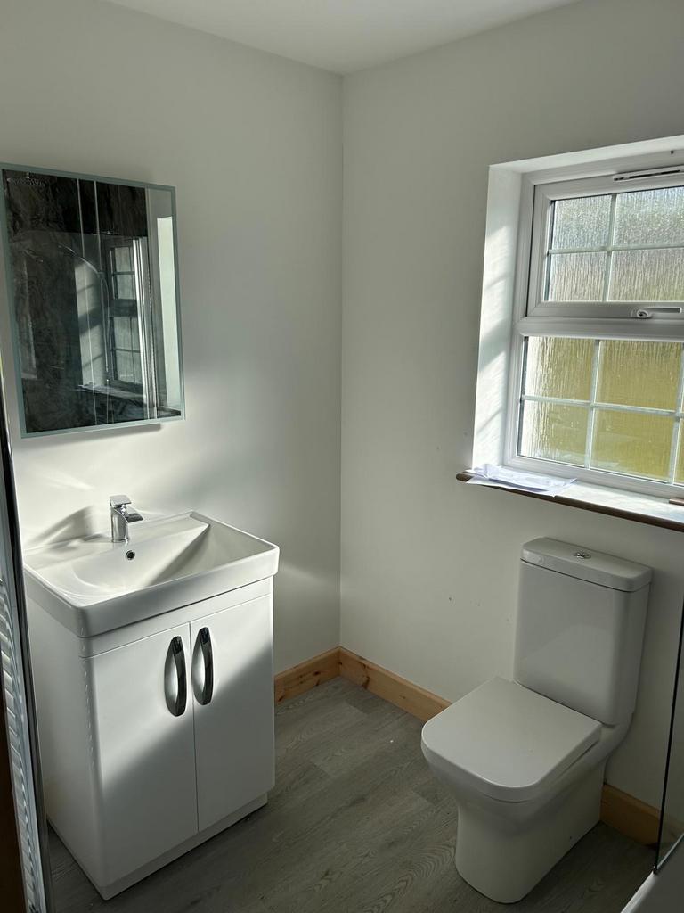 Bathroom (second image)