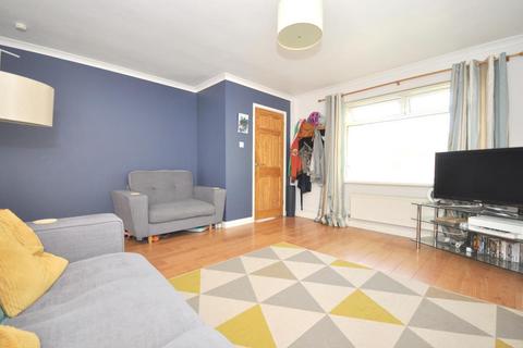 10 Rambler Close, Trowbridge, BA14 9SL