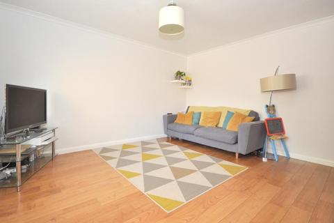 10 Rambler Close, Trowbridge, BA14 9SL