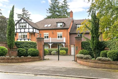 7, Woodleigh Mansions Larch Avenue, Ascot, SL5 0AW