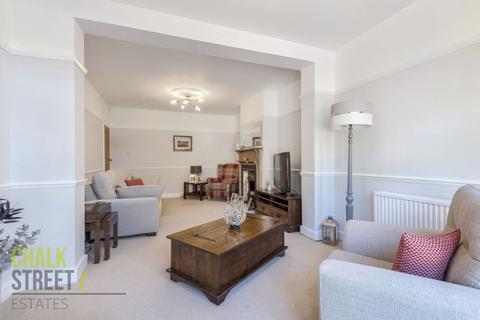 90 Upper Rainham Road, Hornchurch, RM12 4BZ