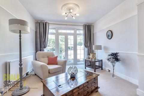 90 Upper Rainham Road, Hornchurch, RM12 4BZ