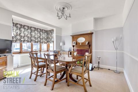 90 Upper Rainham Road, Hornchurch, RM12 4BZ