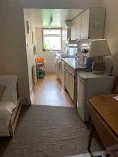 1 bedroom flat to rent, N15, TURNPIKE LANE - 1 BEDROOM FLAT 1st Flr