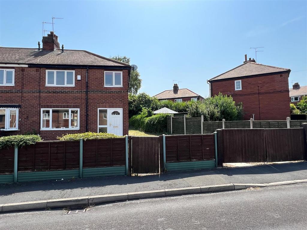 Westbourne Avenue, Pontefract 3 bed terraced house for sale £160,000