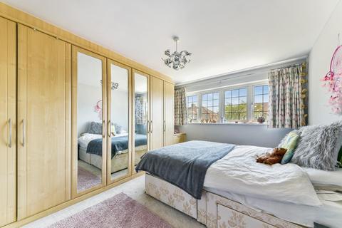 45 Seaforth Gardens, Epsom, KT19 0LR