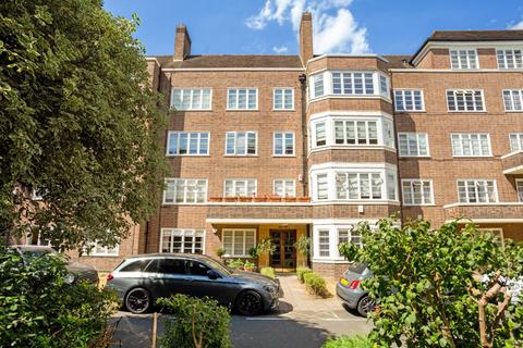 Flat 37, Exeter House Putney Heath, London, SW15 3SX