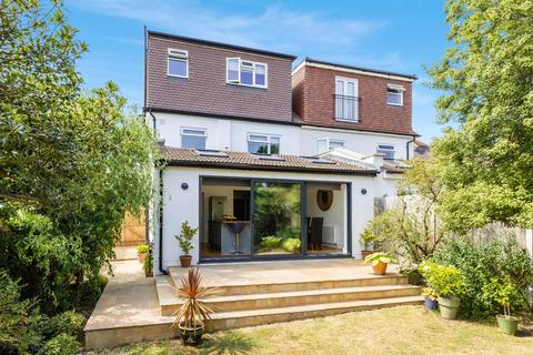 70 Rosedale Road, Epsom, KT17 2JH