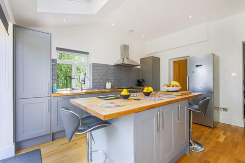 70 Rosedale Road, Epsom, KT17 2JH