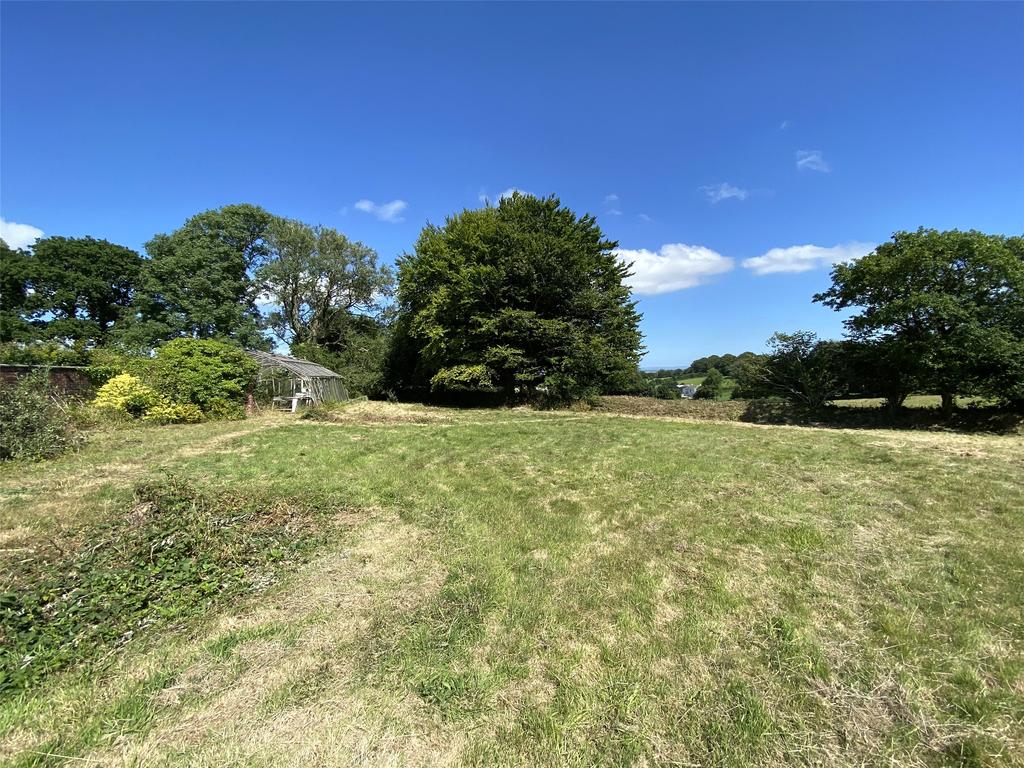 Sorrento, Coads Green, Launceston, Cornwall, PL15 4 bed property with