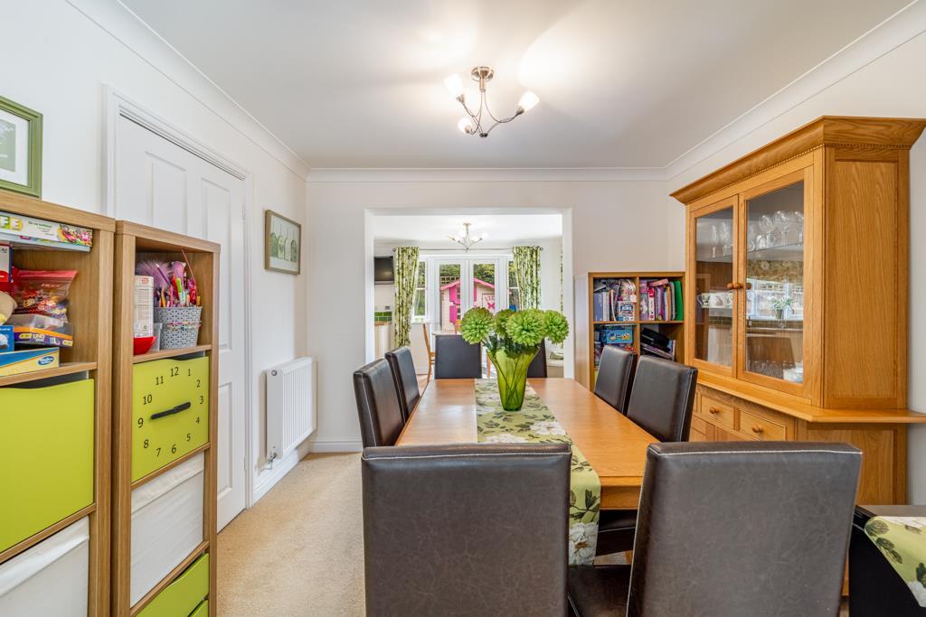 19 St James Way (Moulton Chapel)-28.jpg