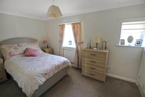 15 Barton Close, Newton Aycliffe, DL5 7QD