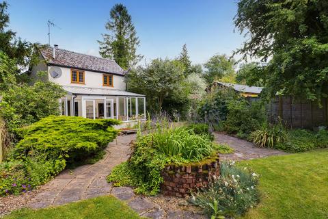 3 bedroom detached house for sale, Ivington Green, Herefordshire