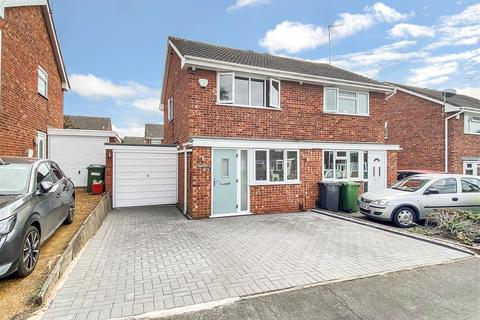 33 Cowper Close, Warwick, CV34 5YR