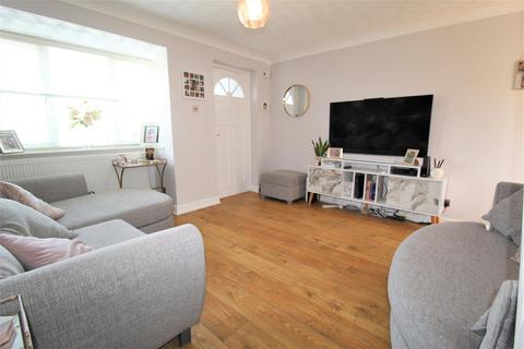 33 Cowper Close, Warwick, CV34 5YR