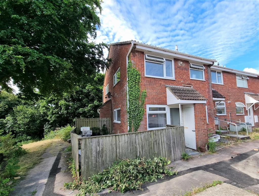 Hazeldene Avenue, Brackla, Bridgend 1 bed end of terrace house £550