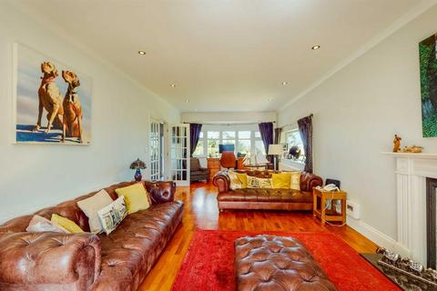 Bryn Hyfryd Lon Clai, Red Wharf Bay, Pentraeth, LL75 8PZ