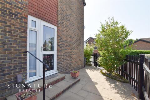 45 Furtherfield, Abbots Langley, WD5 0PN