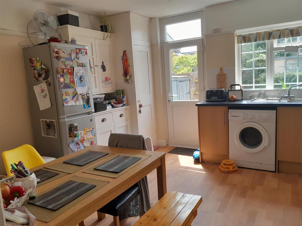 St. Davids Road, Ramsgate 2 bed house £895 pcm (£207 pw)