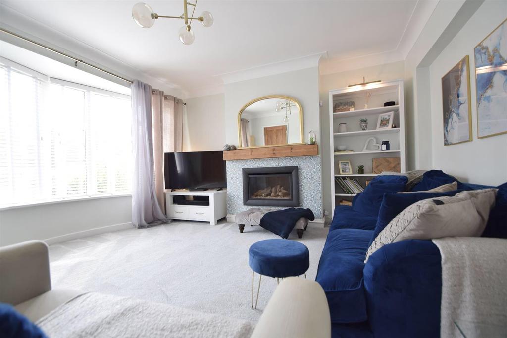 Willoughby Drive, Whitley Bay 3 bed semidetached house £389,950