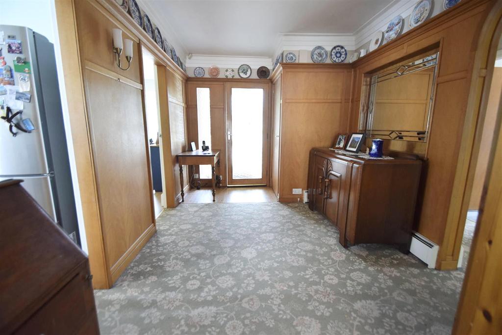 The Broadway, Tynemouth 2 bed detached bungalow £575,000