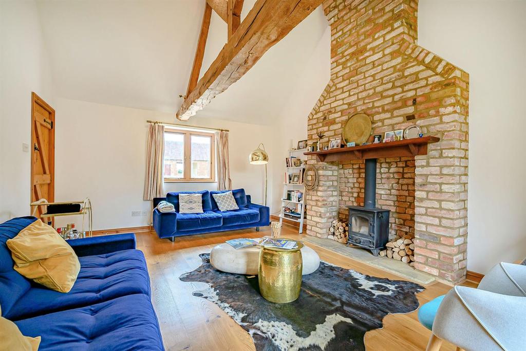 8513284-interior14.jpg