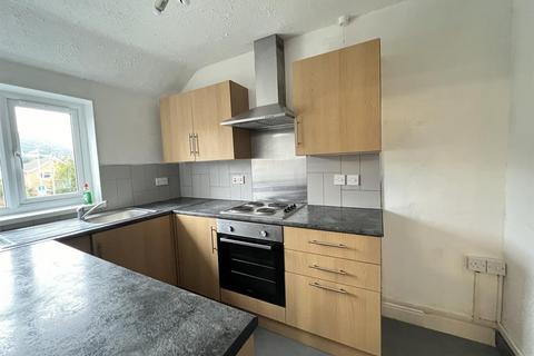 Property to rent, Poolbrook Road, Malvern, Worcestershire, WR14 3JF