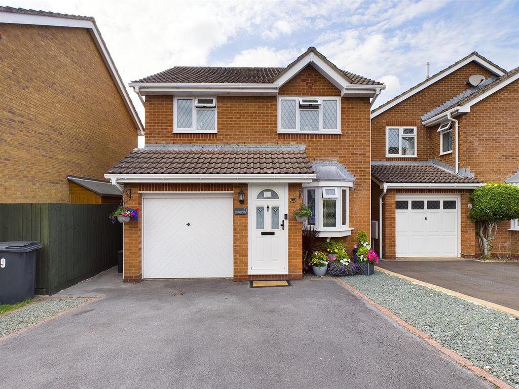 Lapin Lane, Basingstoke 3 bed detached house £400,000