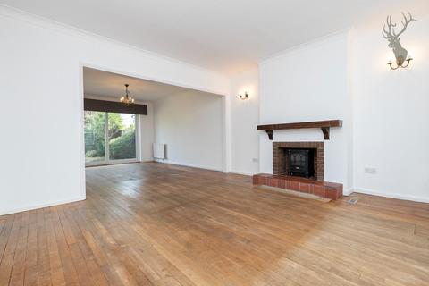 90 Dukes Avenue, Theydon Bois, Epping, CM16 7HF