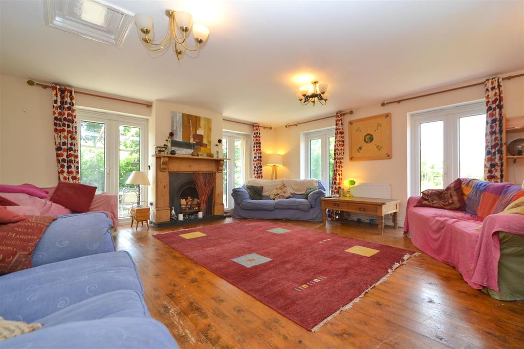 Bellars Lane, Malvern 5 bed semidetached house £425,000