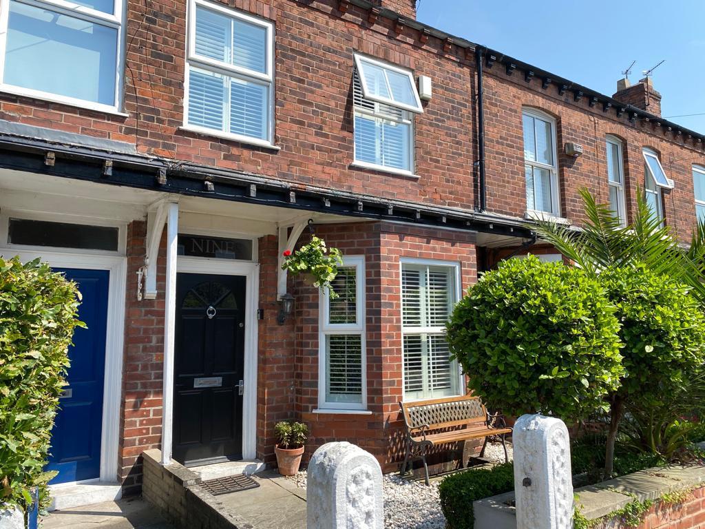 Whalley Avenue, Chorlton Cum Hardy, Manchester 3 bed terraced house for