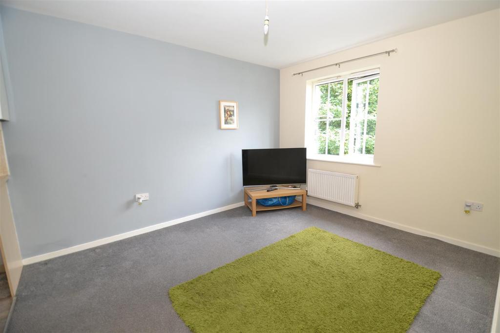 Chartwell Drive, Wibsey, Bradford 1 bed apartment £61,000