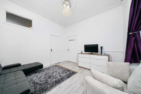 28 Gloucester Road, London, E10 7HT