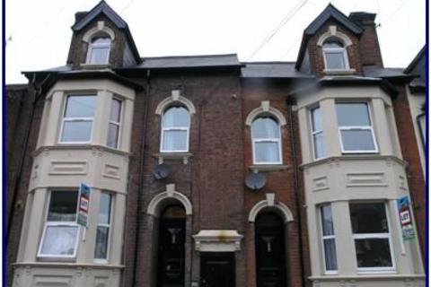 Flat , - Cardigan Street, Luton