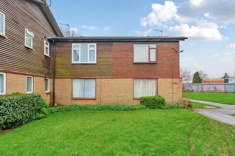 1 bedroom maisonette for sale, Slough,  Berkshire,  SL2