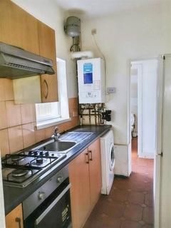 3 bedroom terraced house to rent, Cornwall Road, Birmingham B20