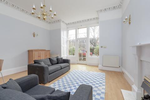 11/3 Strathearn Road, Edinburgh, EH9 2AE