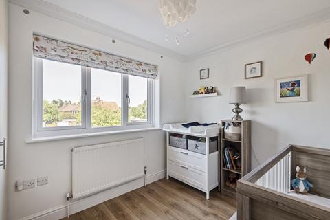 72c Kings Road, Godalming, GU7 3ES