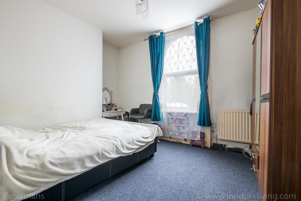 Peckham Hill Street, Peckham, London... 1 bed apartment £275,000