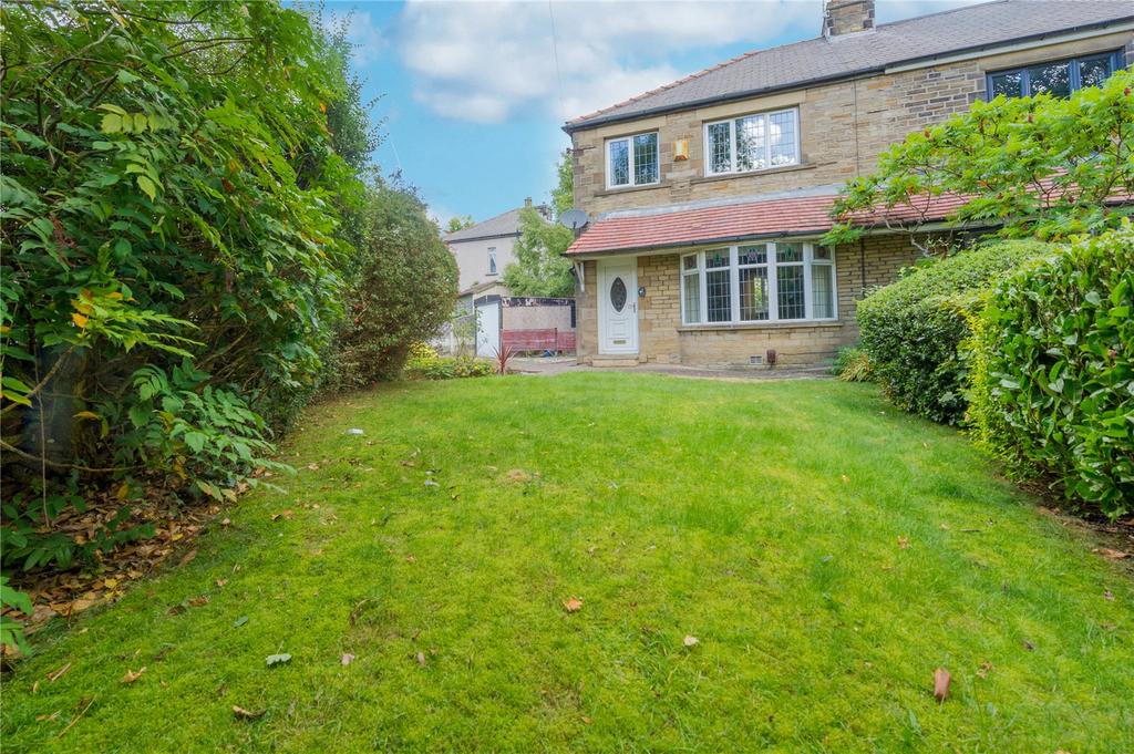 Denbrook Crescent, Bradford, BD4 3 bed semidetached house £170,000