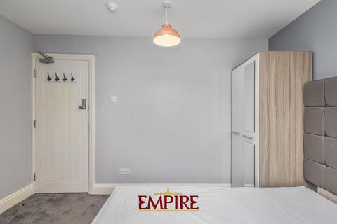 1 bedroom in a house share to rent, Shortheath Road, Erdington B23 6JY