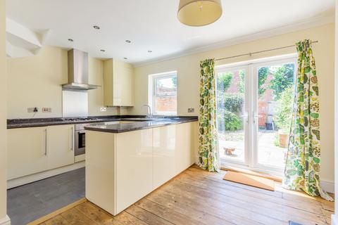 4 Ashcroft Gardens, Cirencester, GL7 1RB