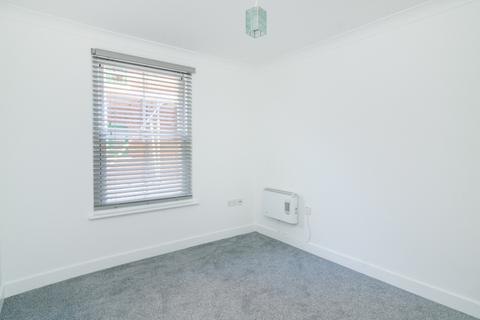 1 bedroom flat to rent, The Spires, Canterbury