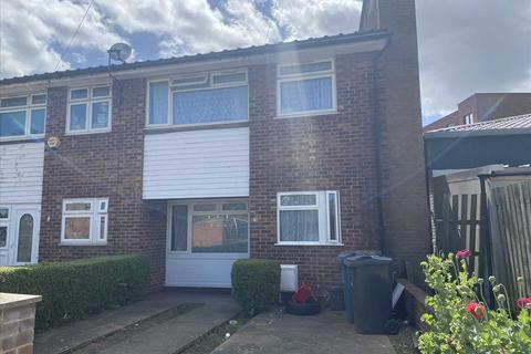 3 bedroom end of terrace house for sale - Weston Drive, Stanmore