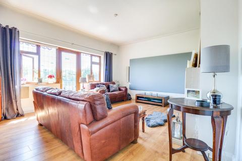 28 Crosby Road, Westcliff-on-sea, SS0 8LG