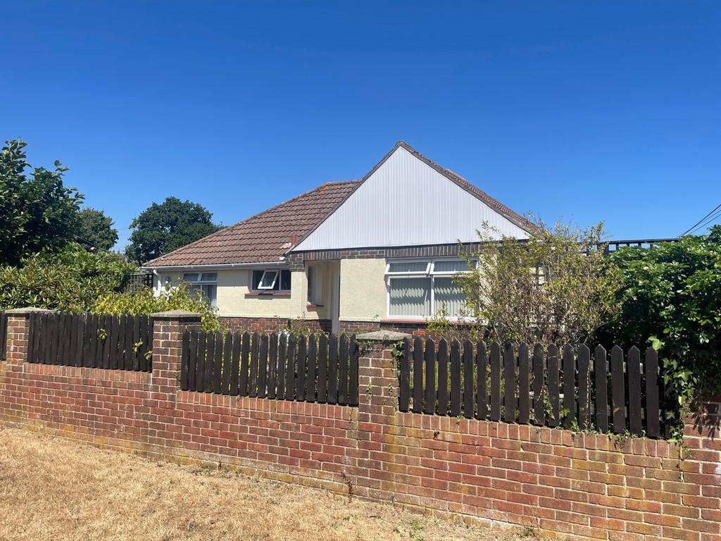 Copse Corner, Walkers Lane North... 3 bed detached bungalow £450,000